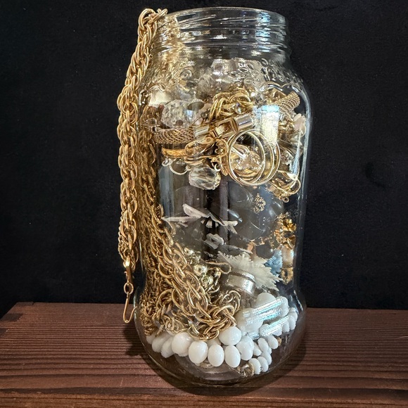 Vintage Jewelry Mystery Jar With Tassel Necklace - Picture 4 of 9